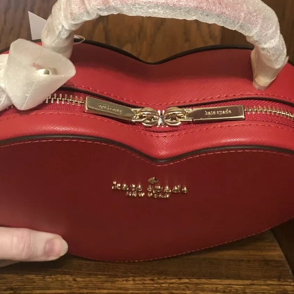 NWT Kate Spade Love Shack Heart Crossbody Purse Candied Cherry Red $329 - Picture 5 of 11